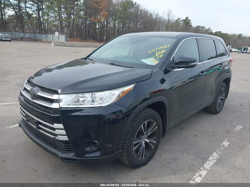 2018 Toyota Highlander Le