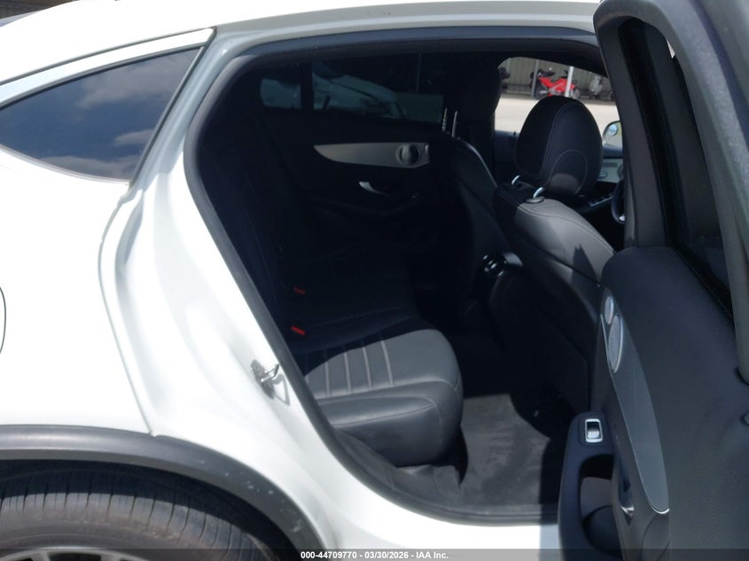 2019 Mercedes-Benz Glc 300 Coupe 4Matic VIN: WDC0J4KB6KF667362 Lot: 44709770