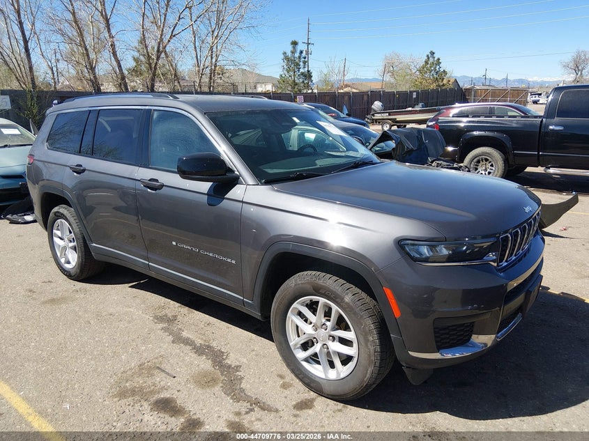 2023 Jeep Grand Cherokee L Laredo 4X4
