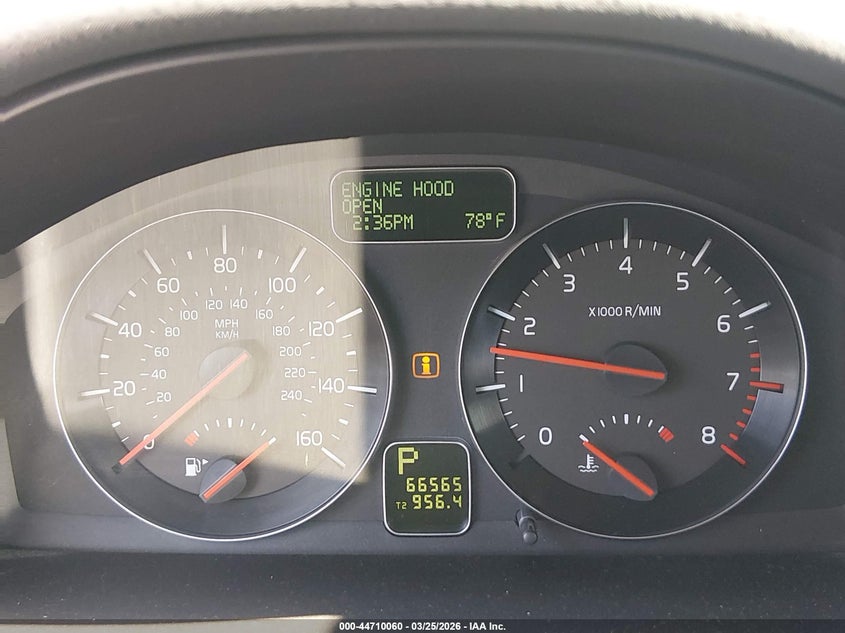 2011 Volvo S40 T5/T5 R-Design VIN: YV1672MS5B2535047 Lot: 44710060