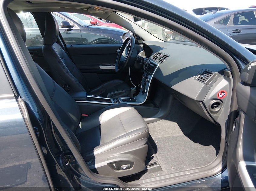 2011 Volvo S40 T5/T5 R-Design