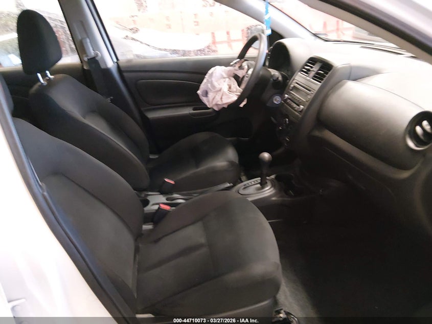 2018 Nissan Versa 1.6 S+