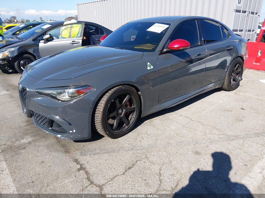 2018 Alfa Romeo Giulia Quadrifoglio Rwd