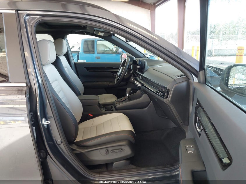 2025 HONDA CR-V HYBRID auction photo 5
