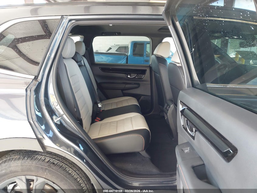 2025 HONDA CR-V HYBRID auction photo 8