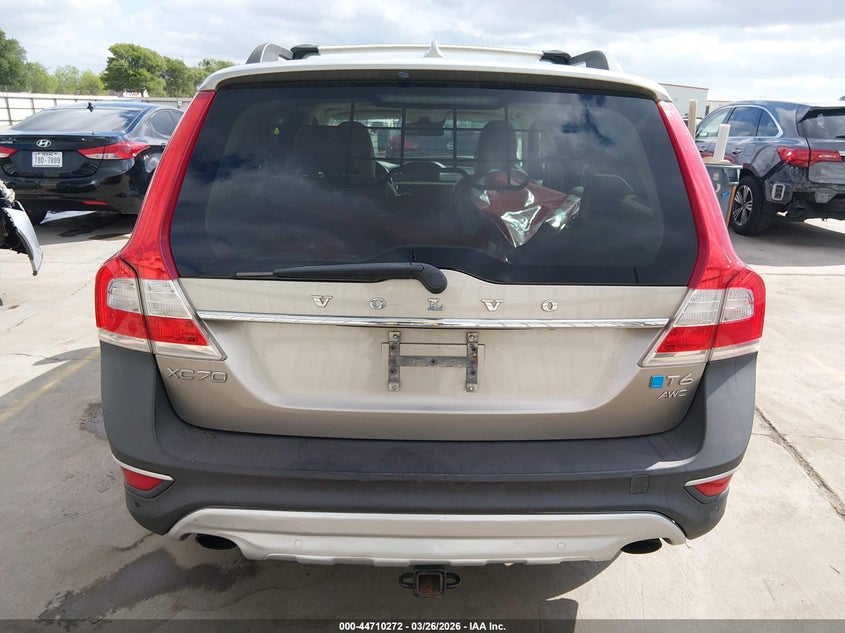 2015 Volvo Xc70 T6 Platinum VIN: YV4902ND9F1202527 Lot: 44710272