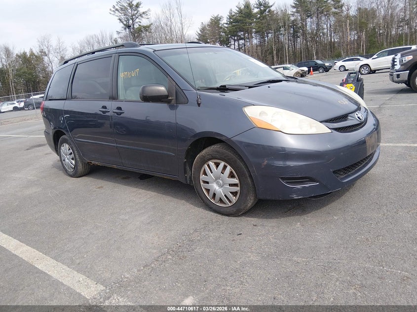 2006 Toyota Sienna Le