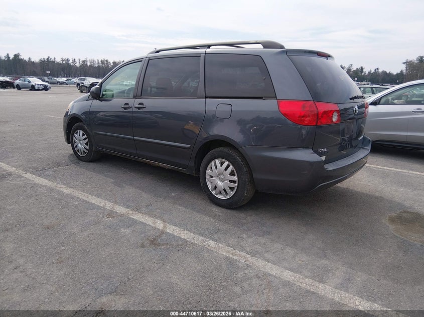 2006 Toyota Sienna Le