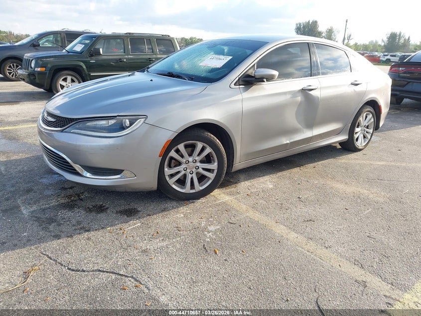 2015 Chrysler 200 Limited