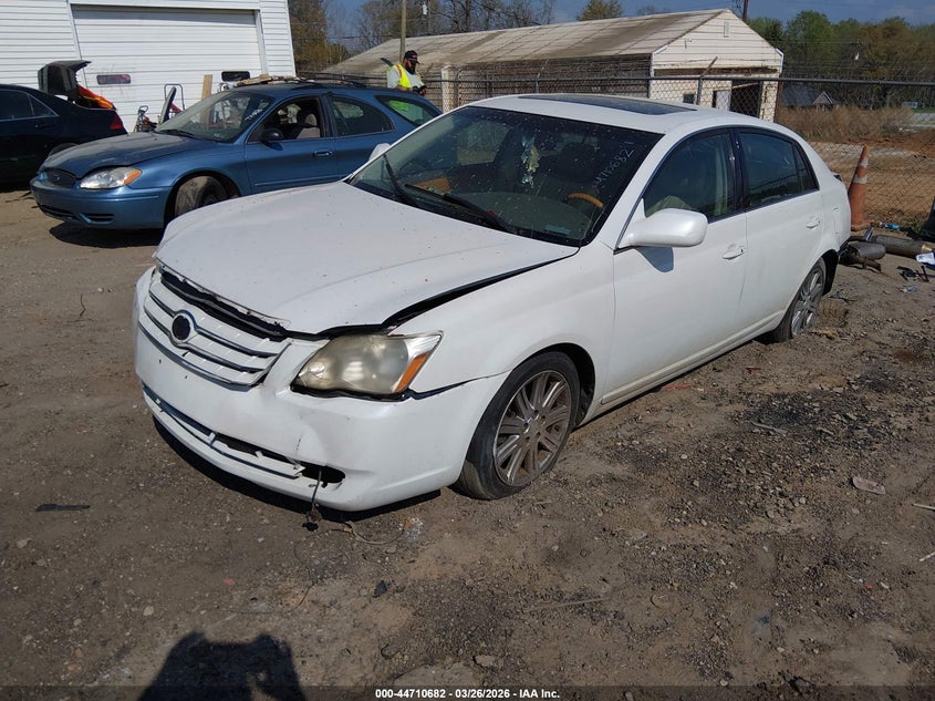 2005 Toyota Avalon Limited