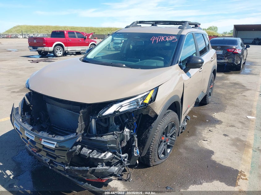 2025 Nissan Rogue Rock Creek