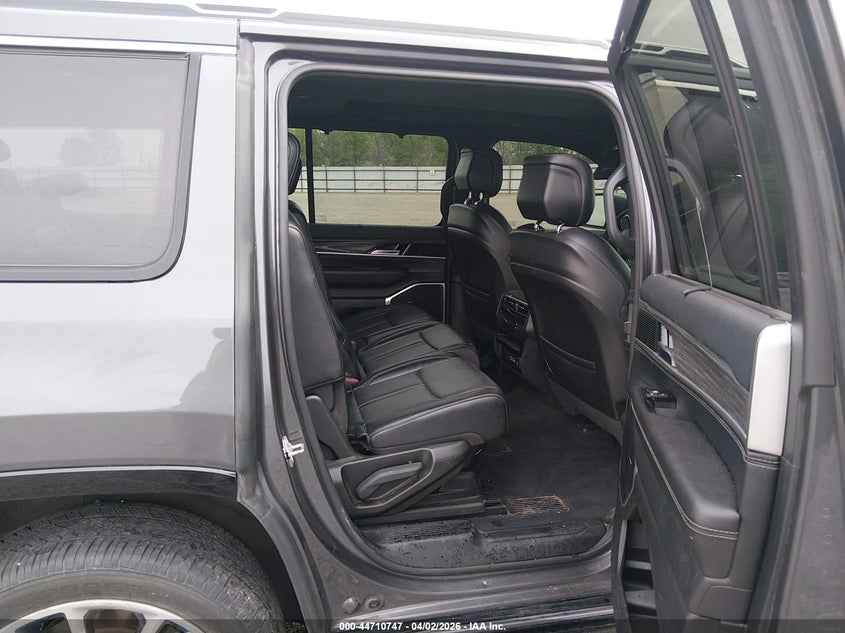 2022 Jeep Wagoneer Series Ii 4X4 VIN: 1C4SJVBT3NS220898 Lot: 44710747