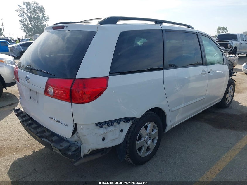 2007 Toyota Sienna Le