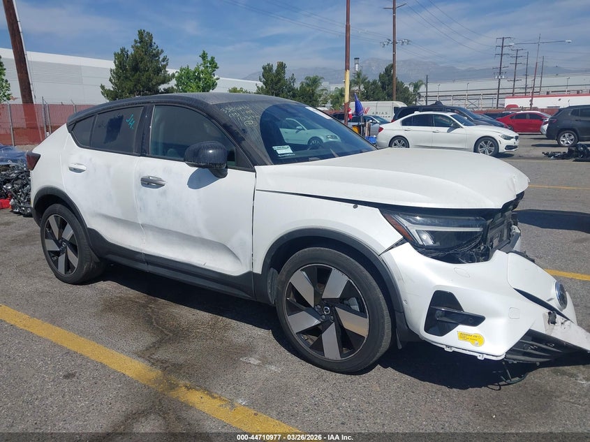 2022 Volvo C40 Recharge Pure Electric P8 Ultimate