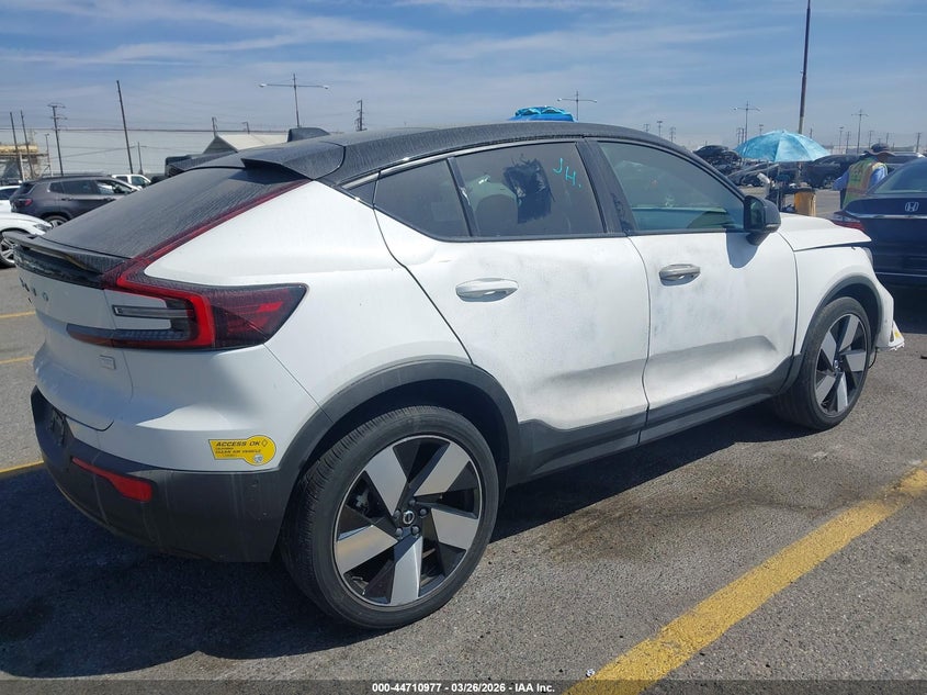 2022 Volvo C40 Recharge Pure Electric P8 Ultimate