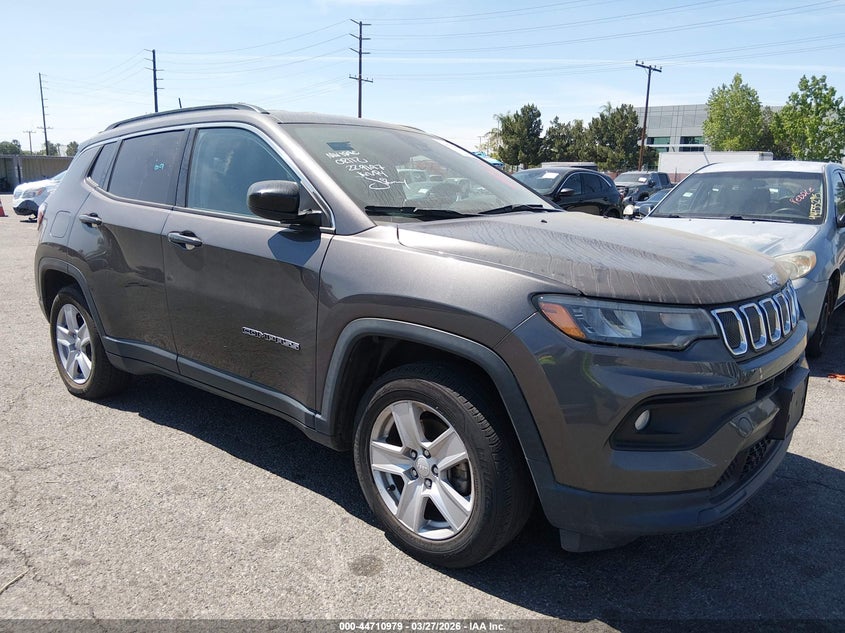 2022 Jeep Compass Latitude Fwd