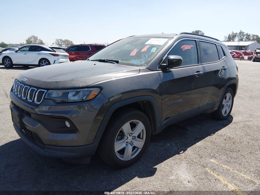 2022 Jeep Compass Latitude Fwd