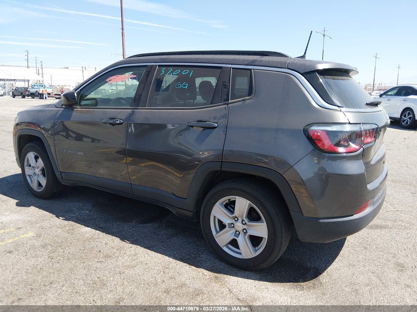 2022 Jeep Compass Latitude Fwd