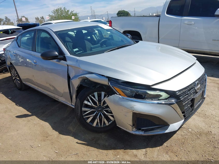 2024 Nissan Altima Sv Fwd