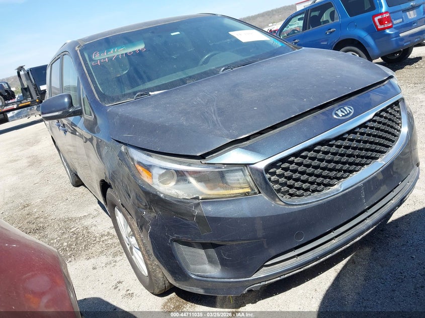 2015 Kia Sedona Lx