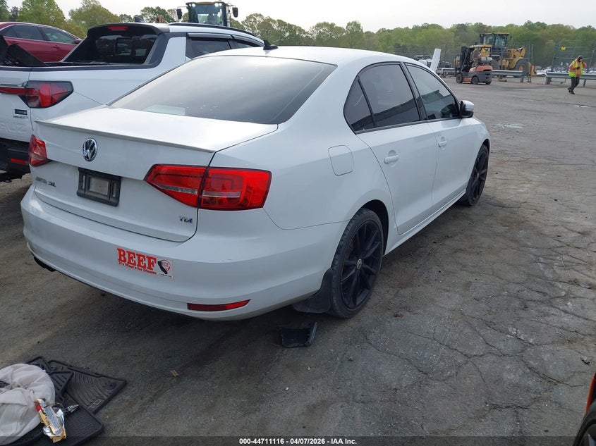 2015 VOLKSWAGEN JETTA auction photo 4