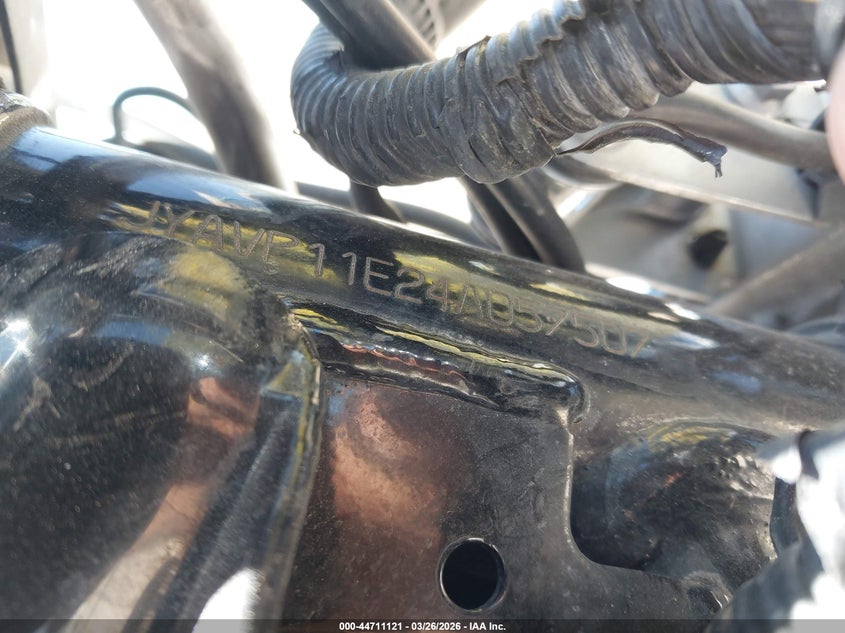 2004 Yamaha Xvs1100 A VIN: JYAVP11E24A057507 Lot: 44711121