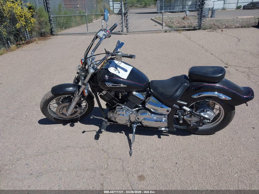 2004 Yamaha Xvs1100 A VIN: JYAVP11E24A057507 Lot: 44711121