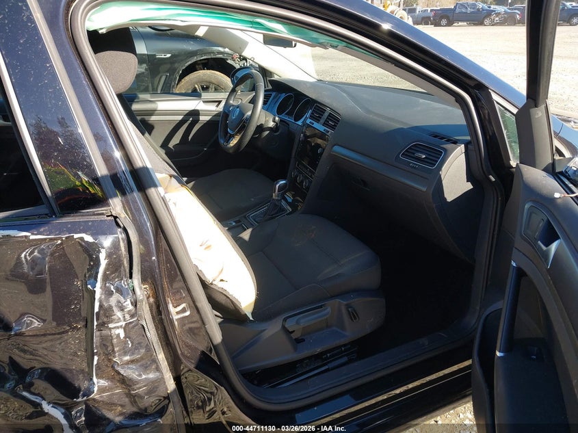 2019 Volkswagen E-Golf Se VIN: WVWKR7AU3KW903123 Lot: 44711130