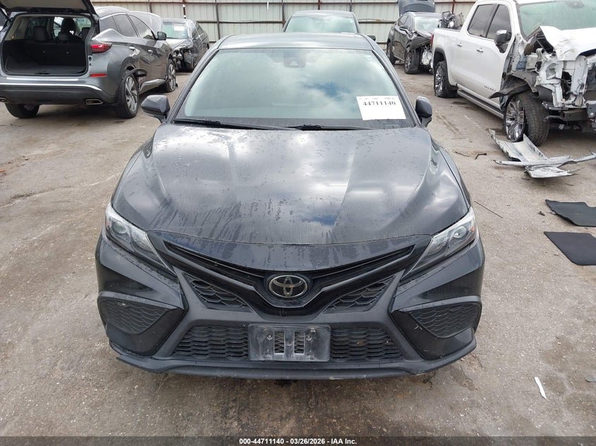 2022 TOYOTA CAMRY SE — Фото 12