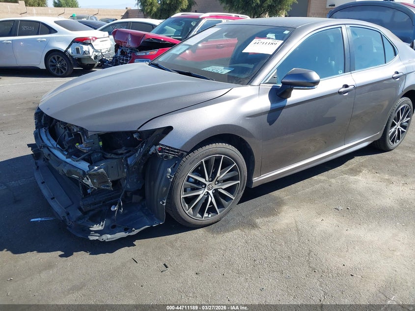 2023 Toyota Camry Se Hybrid