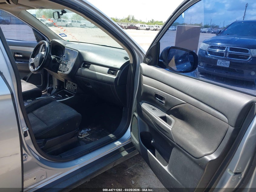 2017 Mitsubishi Outlander Se