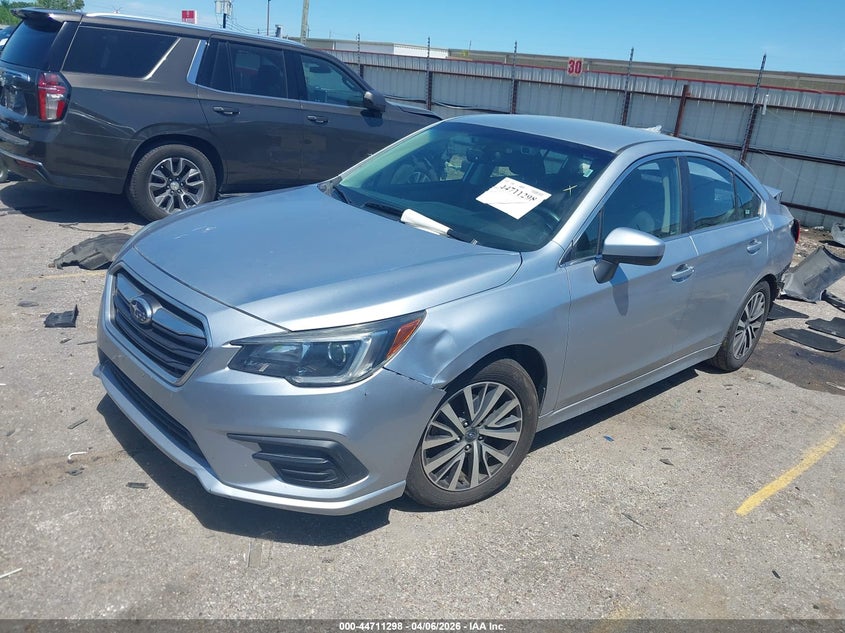 2019 Subaru Legacy 2.5i Premium 4S3BNAF68K3018758 photo 1