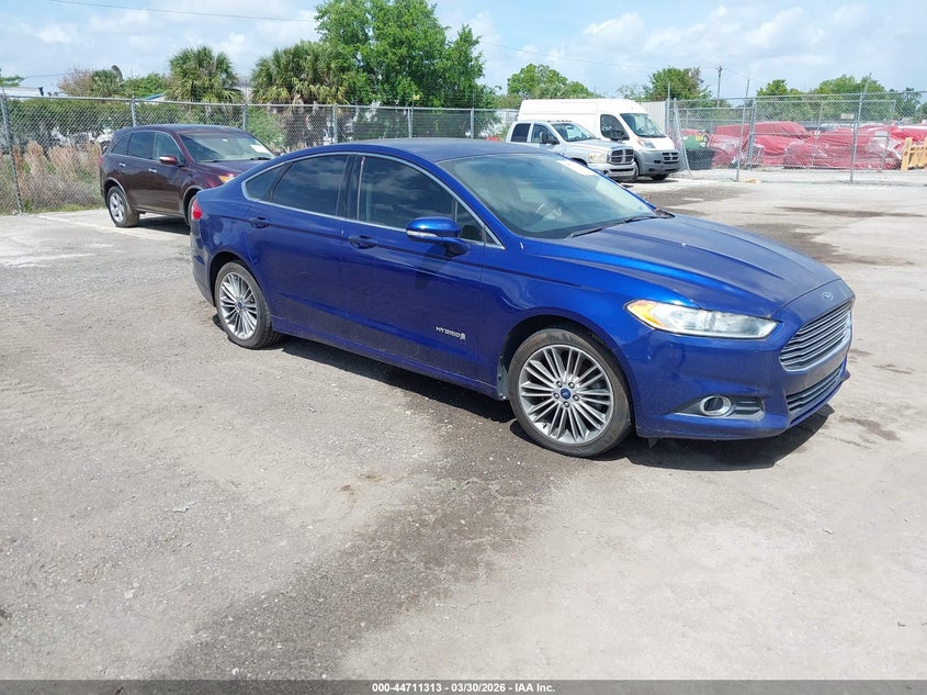2014 Ford Fusion Hybrid Se