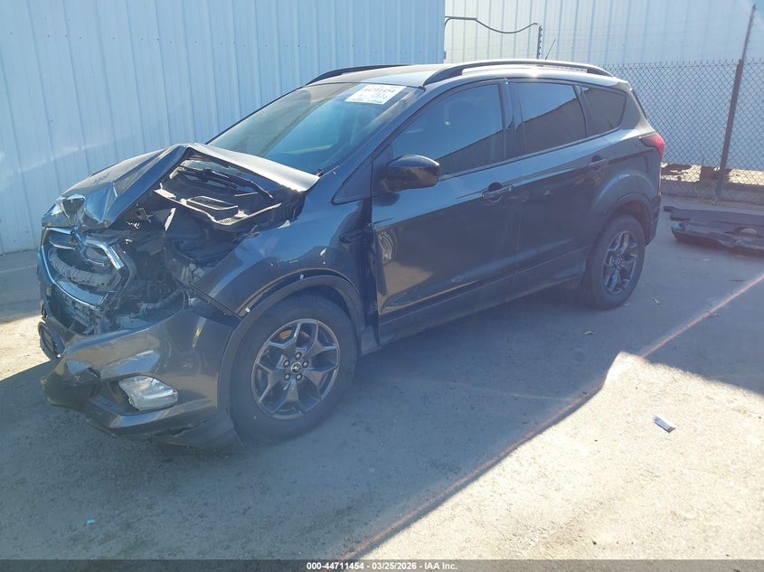 2019 Ford Escape Se 1FMCU9GD2KUA07621 photo 1