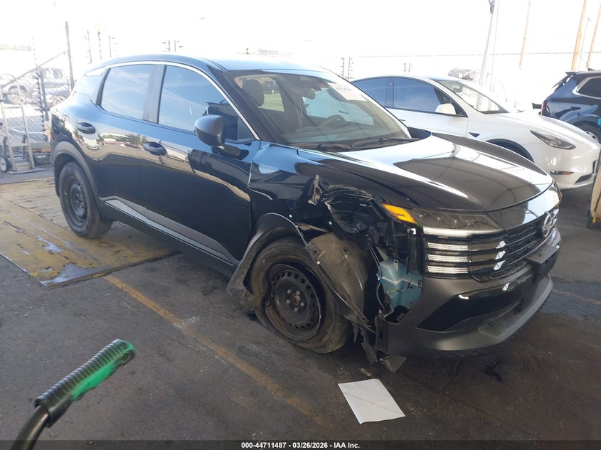 2025 Nissan Kicks S Intelligent Awd