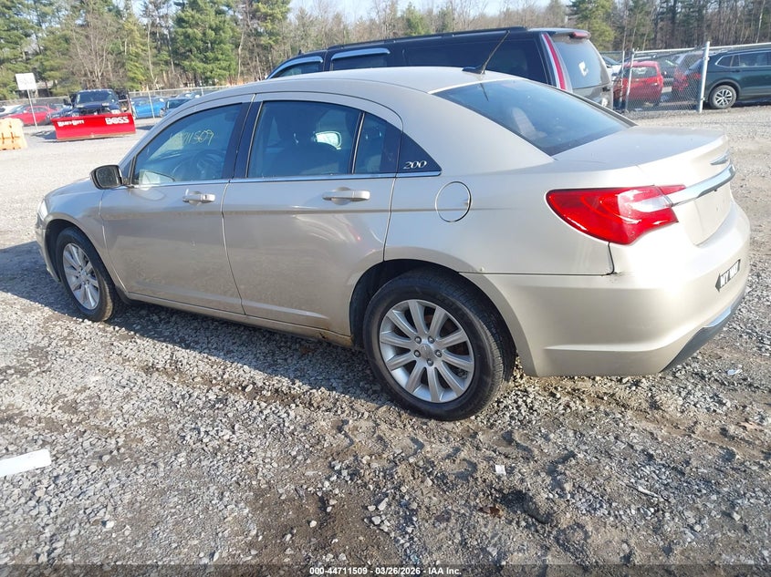 2013 Chrysler 200 Touring