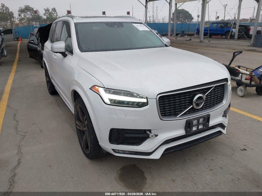 2018 Volvo Xc90 T5 R-Design 5P
