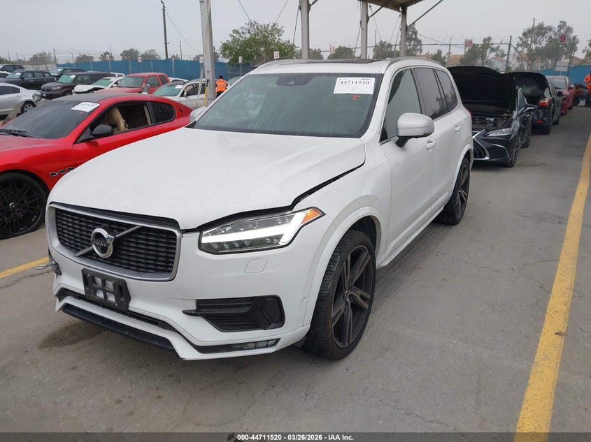 2018 Volvo Xc90 T5 R-Design 5P