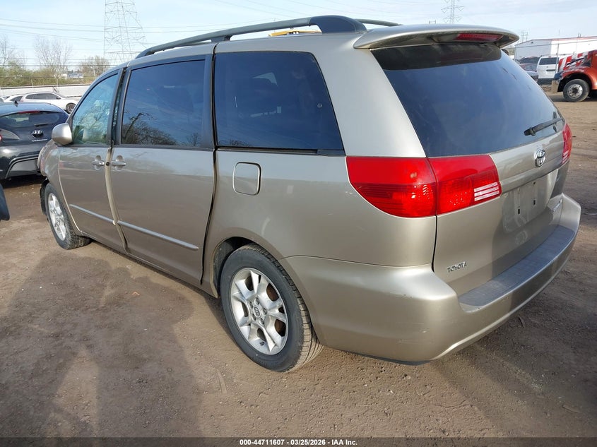 2004 Toyota Sienna Xle