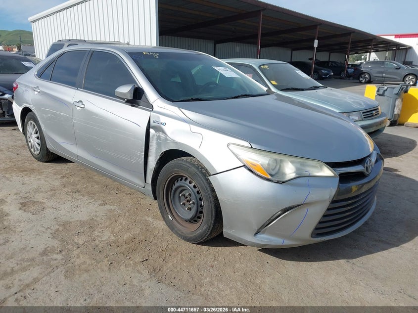 2015 Toyota Camry Hybrid Le