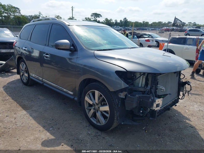 2015 Nissan Pathfinder Platinum