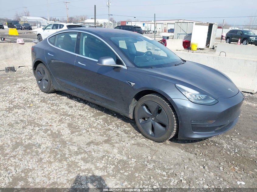 2018 TESLA MODEL 3 LONG RANGE/MID RANGE