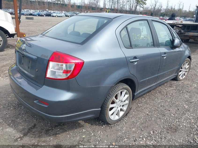 2008 Suzuki Sx4 Sport Convenience/Sport Road Trip Edition Touring 2