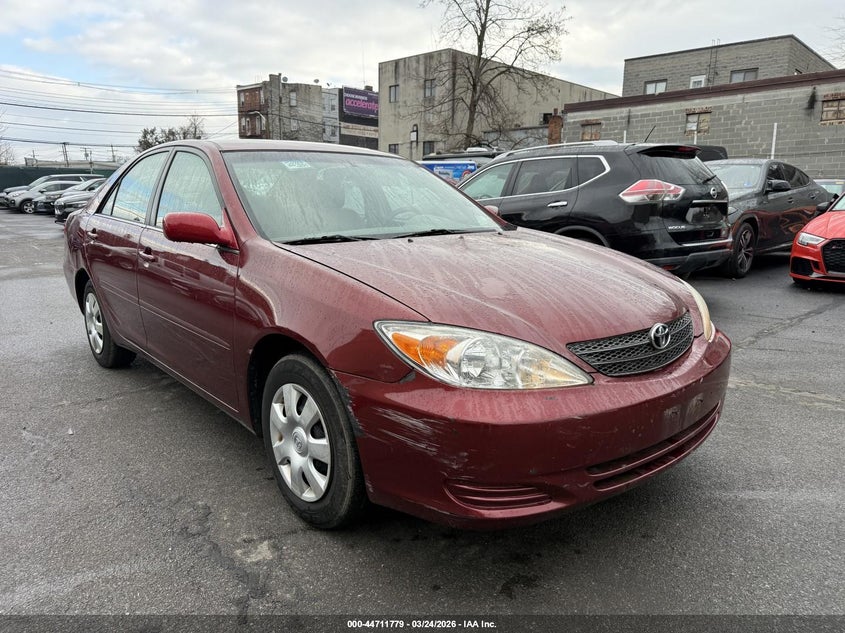 2004 Toyota Camry Le