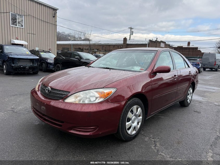 2004 Toyota Camry Le