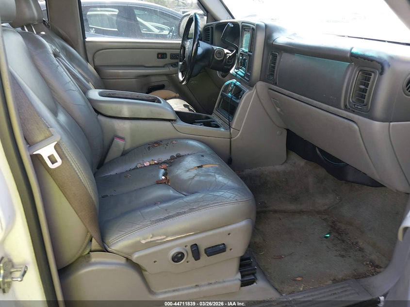 2004 Chevrolet Tahoe C1500