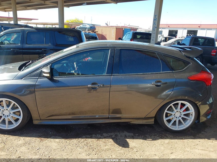 2017 Ford Focus St VIN: 1FADP3L95HL263805 Lot: 44711971