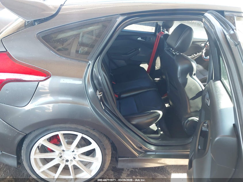 2017 Ford Focus St VIN: 1FADP3L95HL263805 Lot: 44711971