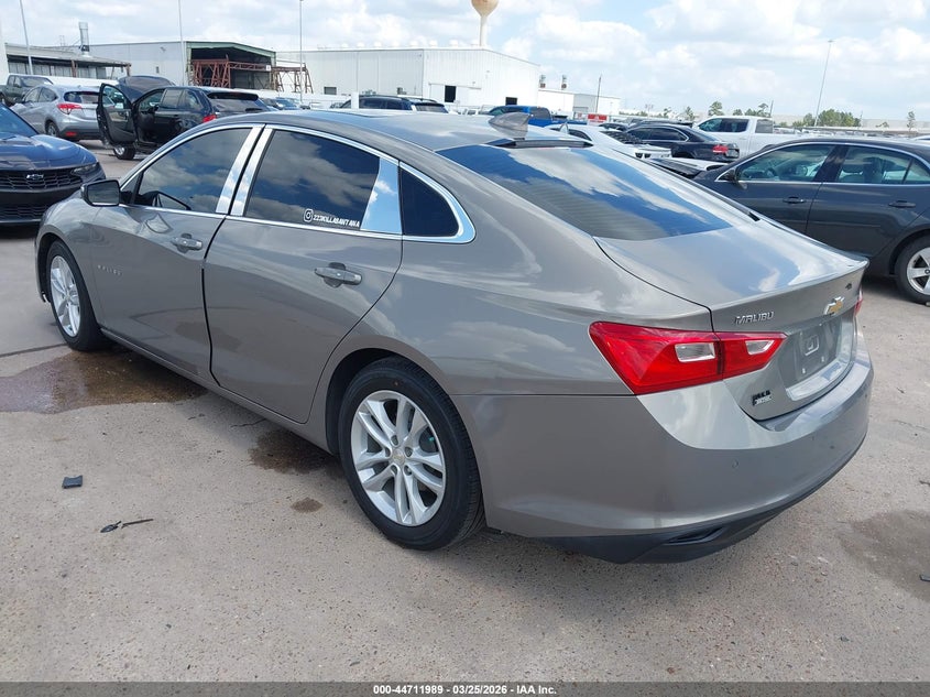 2017 CHEVROLET MALIBU HYBRID auction photo 3