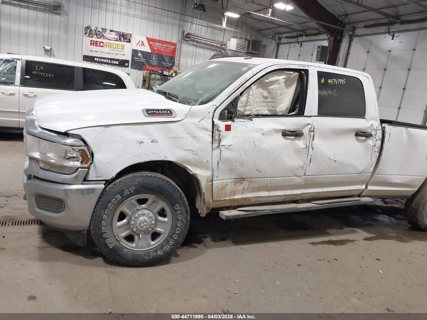 2024 RAM 2500 TRUCK 6.4L V-8 VVT, 410HP